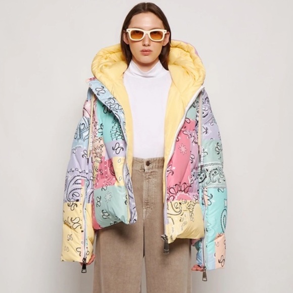 KHRISJOY x The Webster iconic Bandana print pastel puffer coat in pale rainbow - Picture 7 of 9
